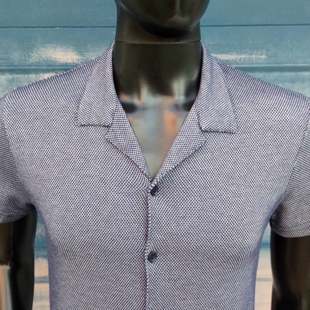 boohoo MAN SHORT SLEEVE TEXTURED SPLIT HEM LUX S/S SHIRT